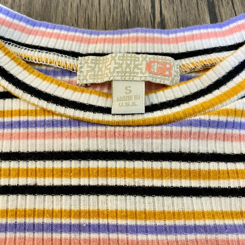 Small ribbed shirt